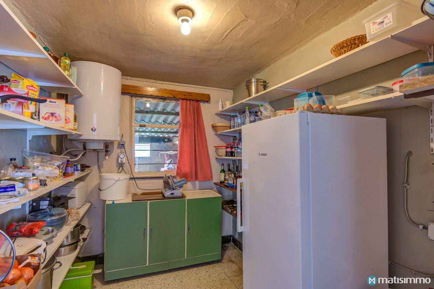 VRIJSTAANDE EENGEZINSWONING MET 3 SLAAPKAMERS, GARAGE EN UITGESTREKTE TUIN IN WELLEN foto 19