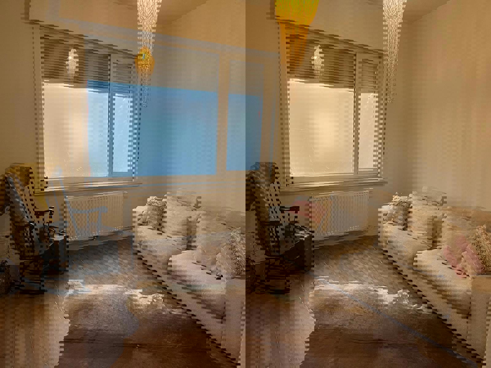 Gerenoveerde handelspand met zonnige tuin + parkeerplaatsen foto 2