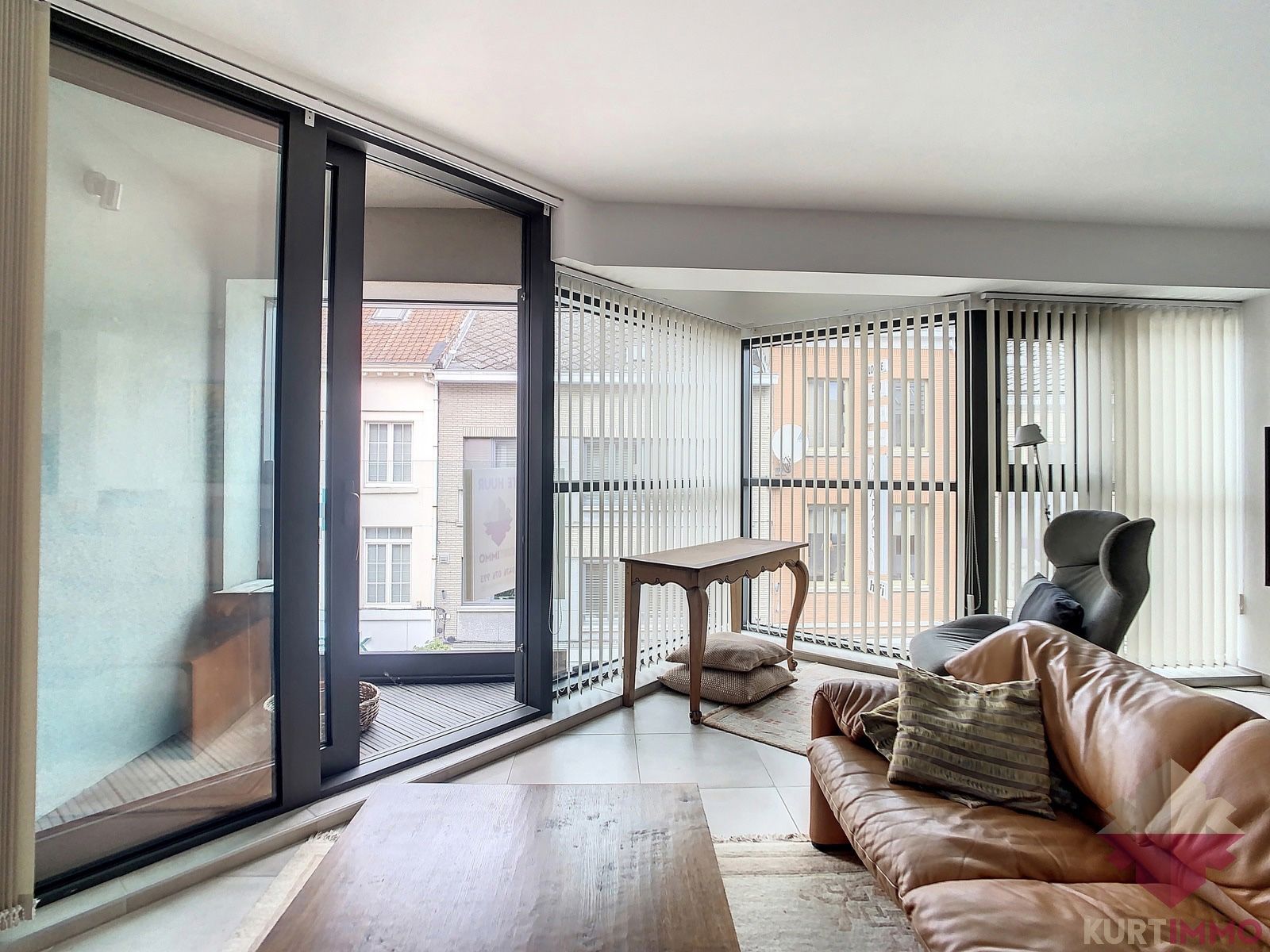 Centraal gelegen, Mooi Appartement met 1 SLPK én Terras! foto 5
