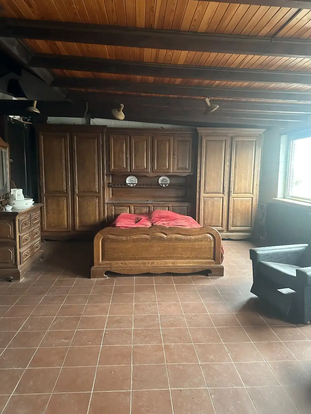 Commercieel uitstekend gelegen investeringspand bestaande uit bakkerij + duplex foto 25