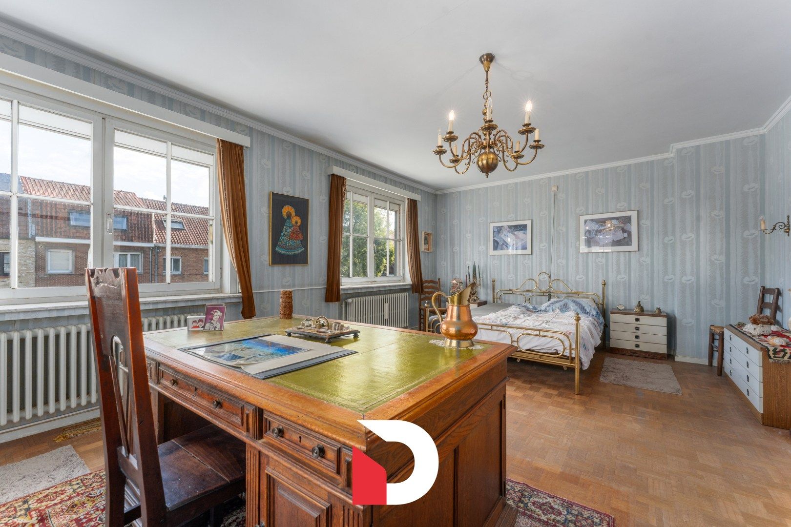 Te renoveren karakterwoning met diepe tuin en garage op centrale ligging foto 8