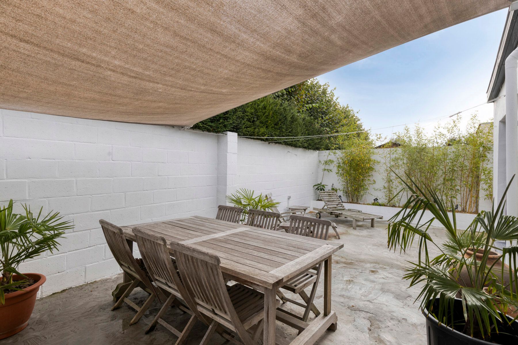 Charmante, grotendeels gerenoveerde bungalow op toplocatie! foto 16