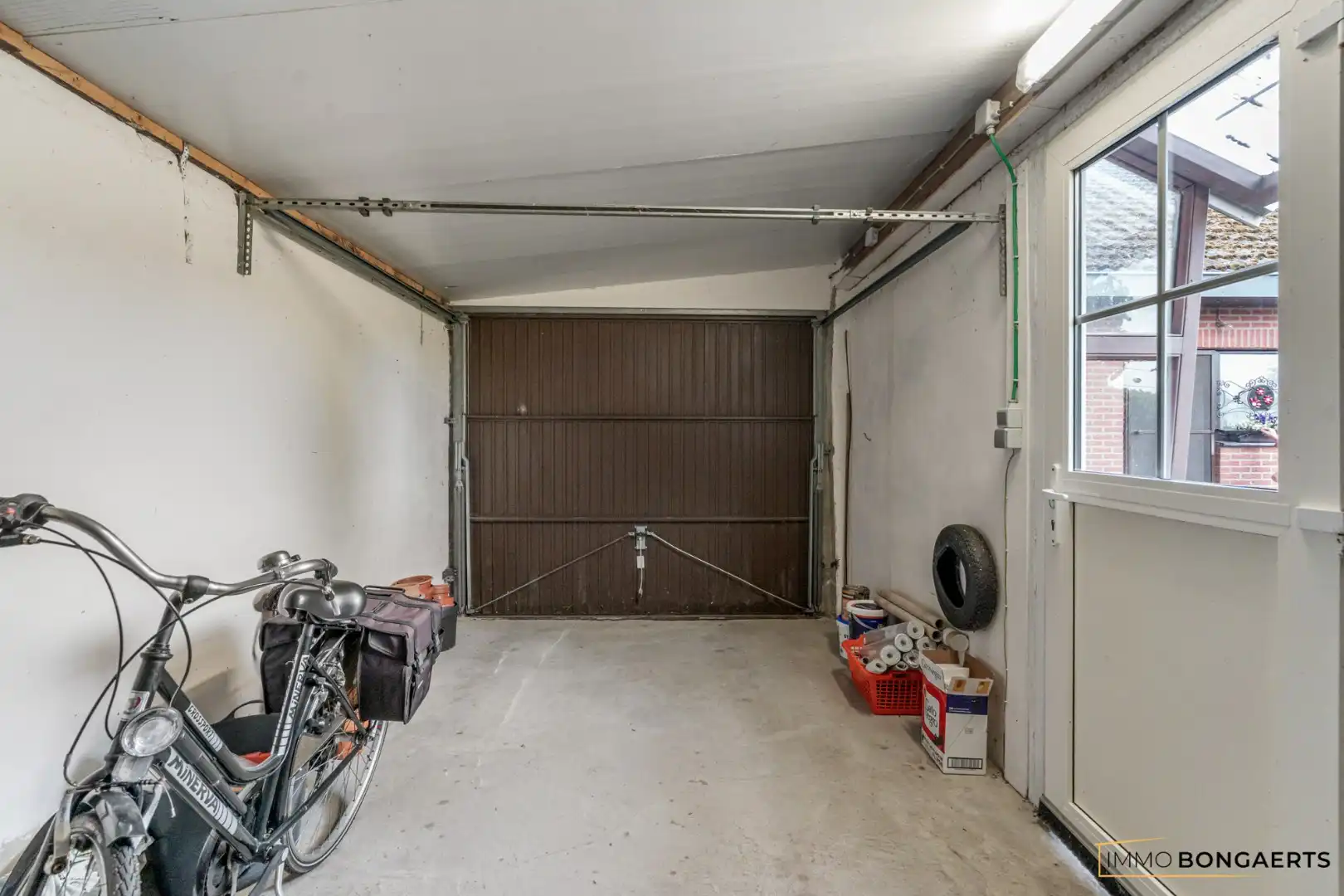 Halfopen woning met 3 slaapkamers foto 32