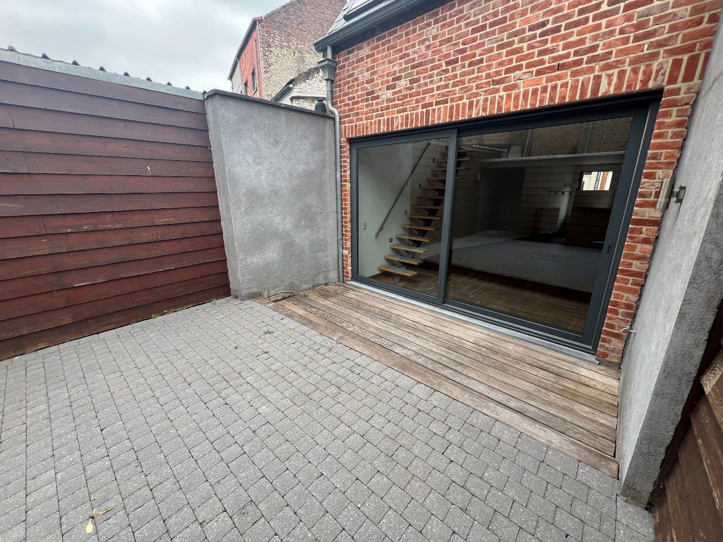 Moderne rijwoning met 1 slaapkamer en zeer ruim terras foto 11