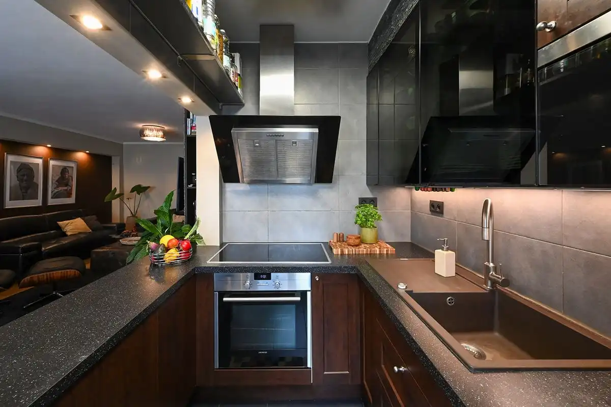 Gerenoveerd appartement op geliefde locatie foto 6