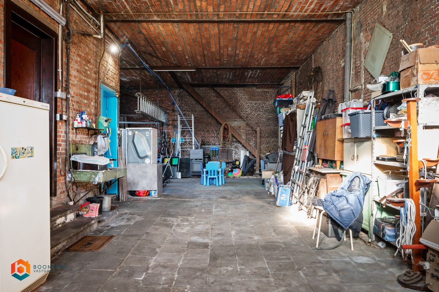 Authentieke woning met 4 slpkrs, loft en magazijn te O-L-V-Waver foto 25