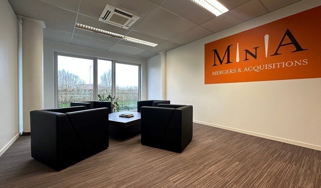 Kantoorruimte te huur in Clinton Park in Roeselare foto 2