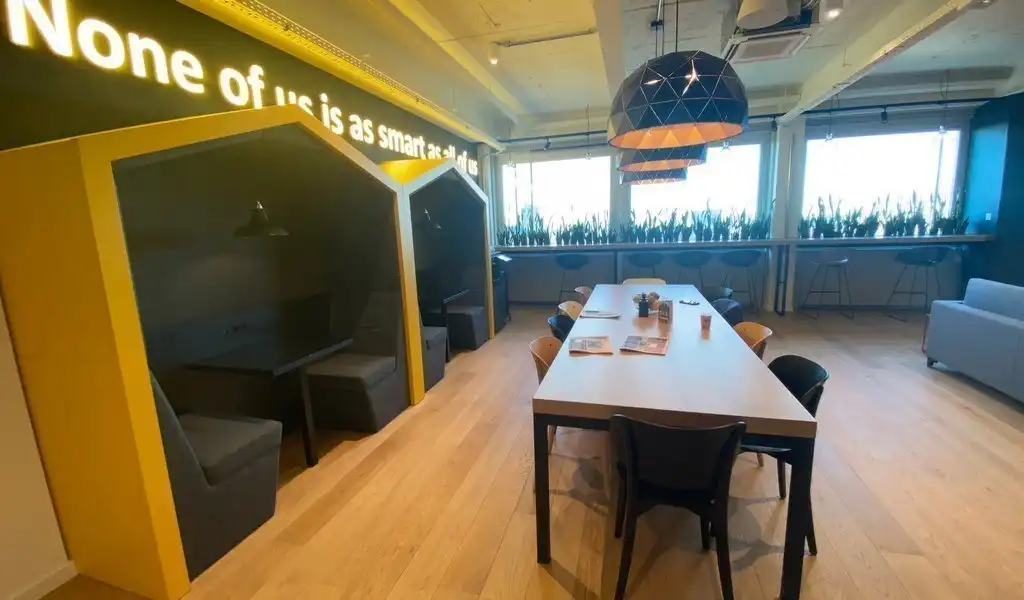 Full service kantoor in Brain Embassy Antwerpen foto 3