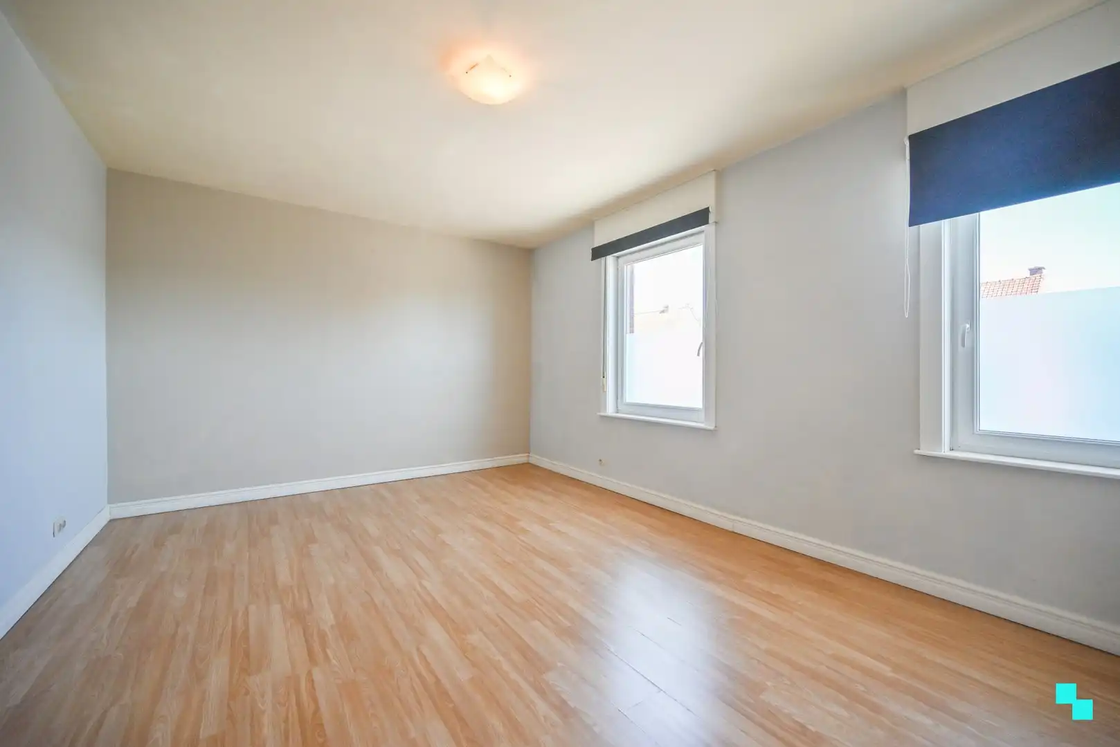 Op te frissen eengezinswoning met uitweg achteraan foto 25