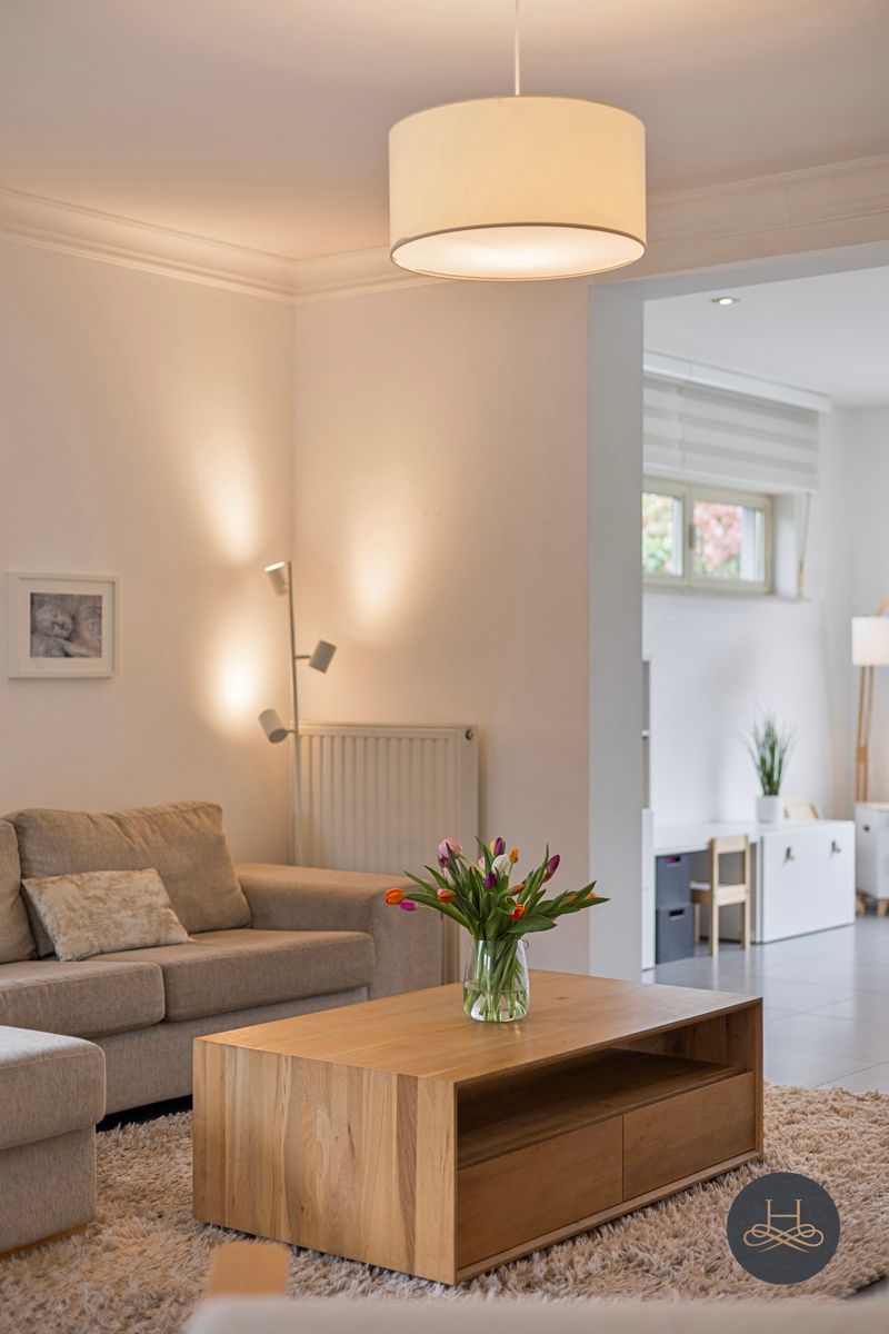 Rustig gelegen, gerenoveerde open woning met prachtige tuin foto 7