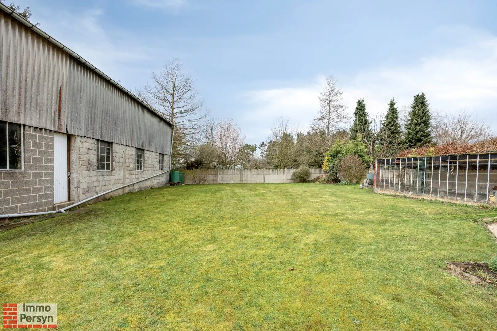 Vrijstaande woning met werkplaats op ruim perceel in landelijke omgeving foto 39