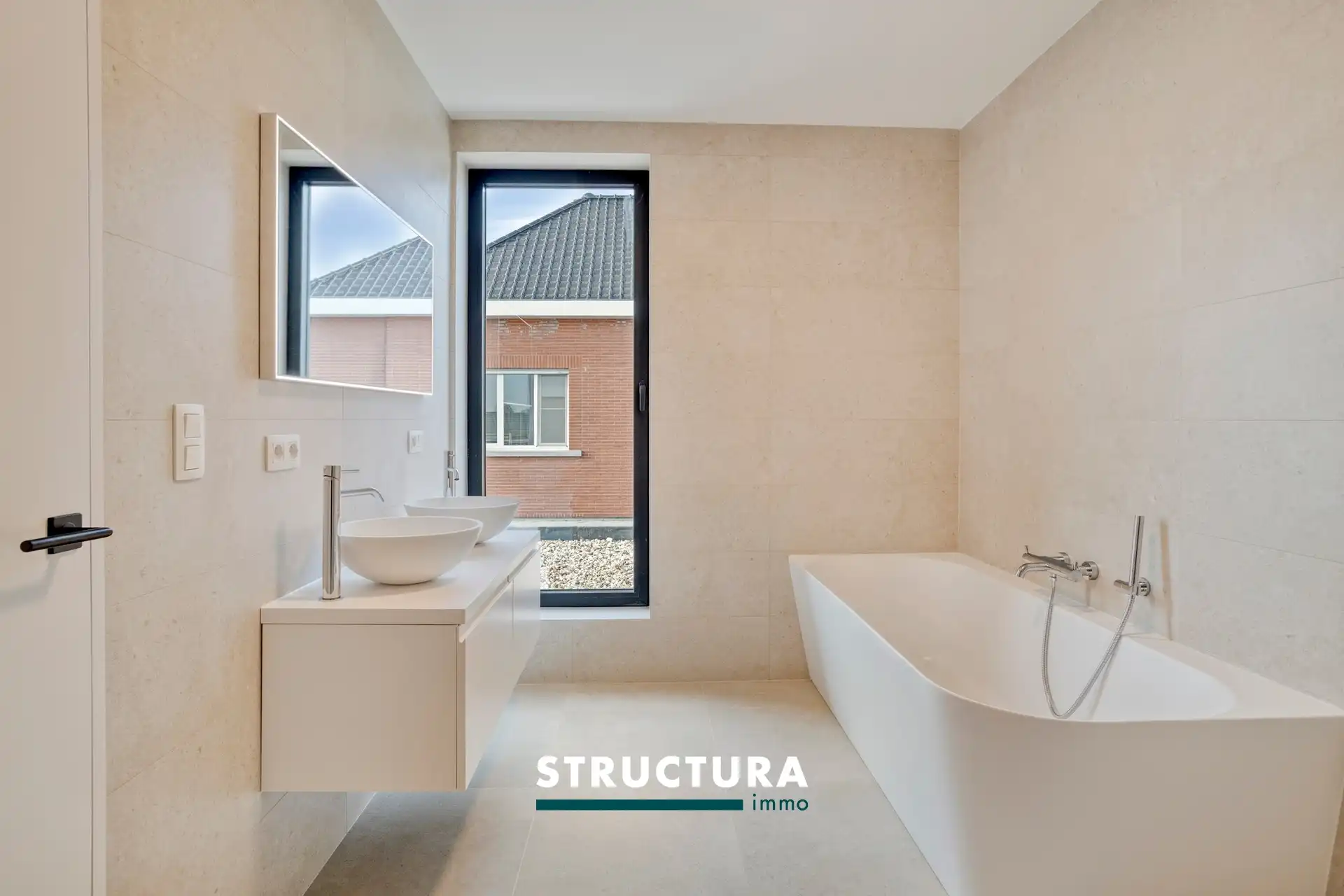 High end nieuwbouwoning met drie slapkamers foto 21