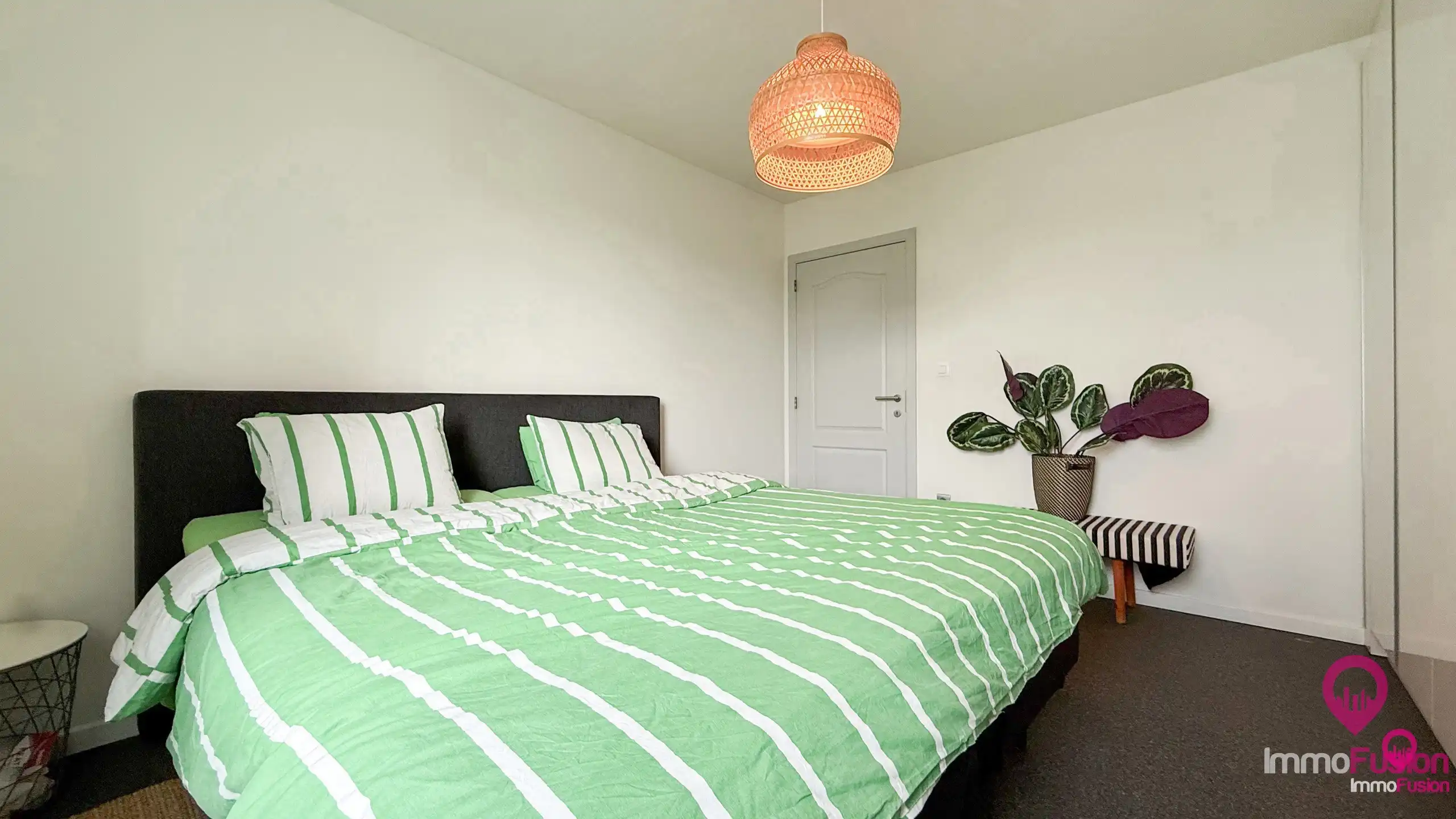 Ruim energiezuinig duplex appartement met 3 slaapkamers! foto 24