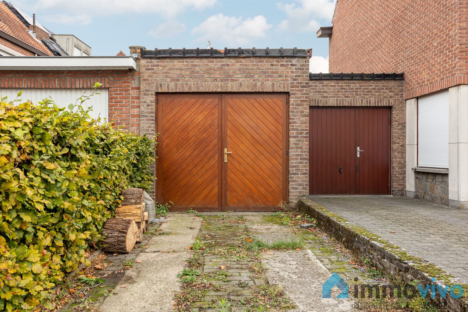 Charmante gezinswoning met zonnige tuin en garage in Hove. foto 2