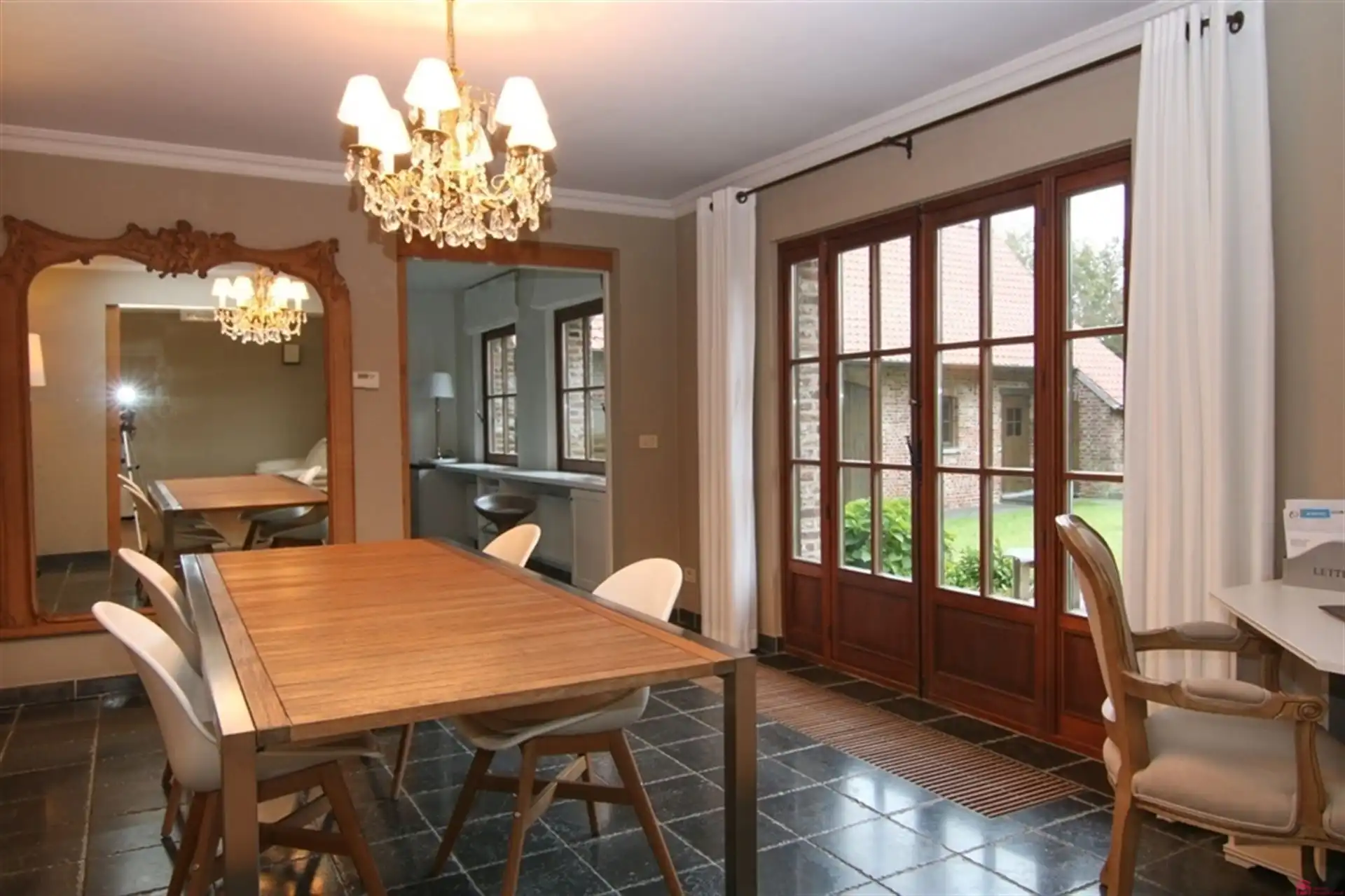 Ruimte, charme & natuur: villa met weide in Bellegem foto 14