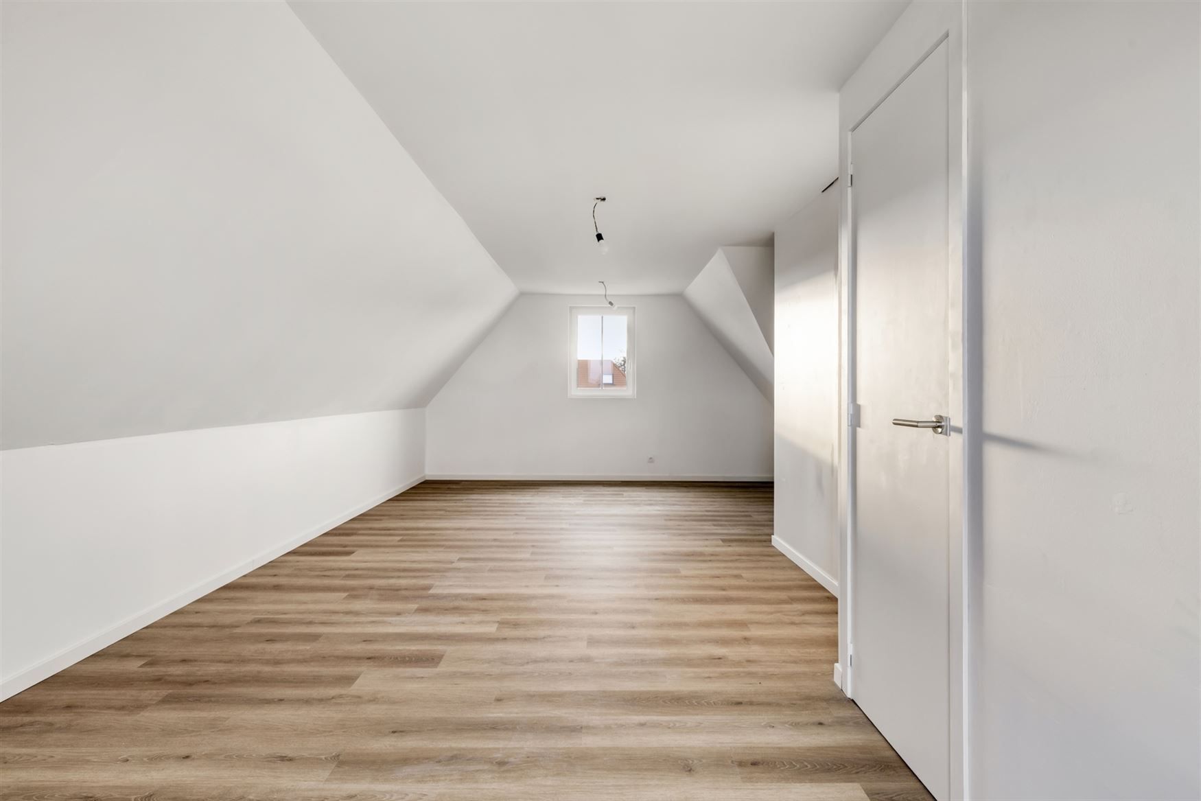 Nieuwbouwwoning foto 15