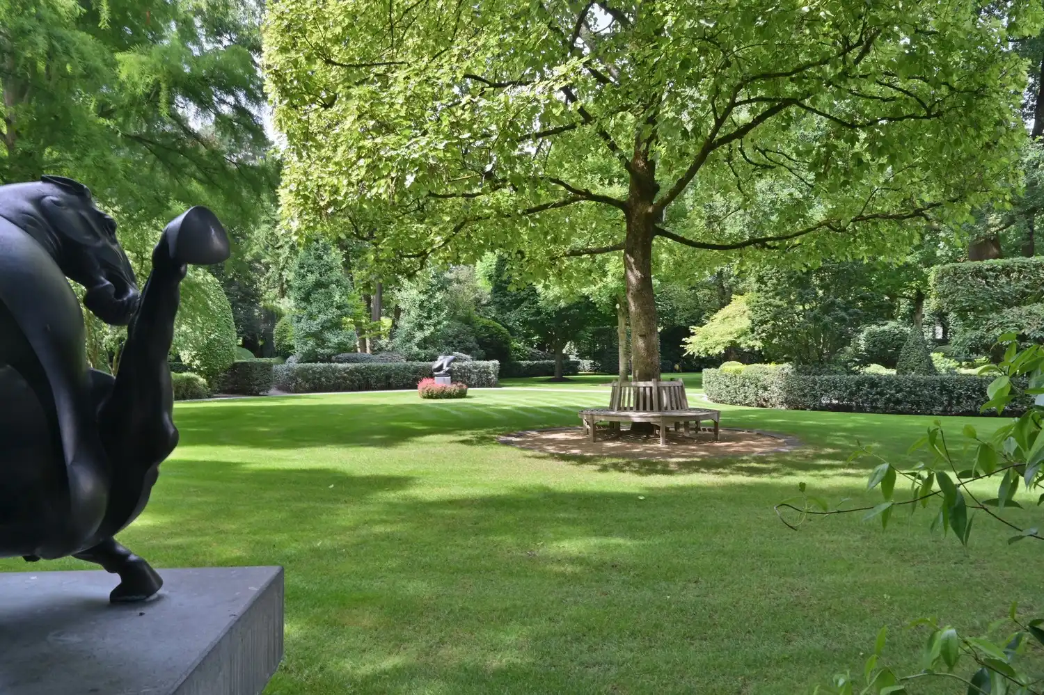 Exclusieve villa op 90a met binnenzwembad en majestueuze parktuin op toplocatie in Lanaken foto 11