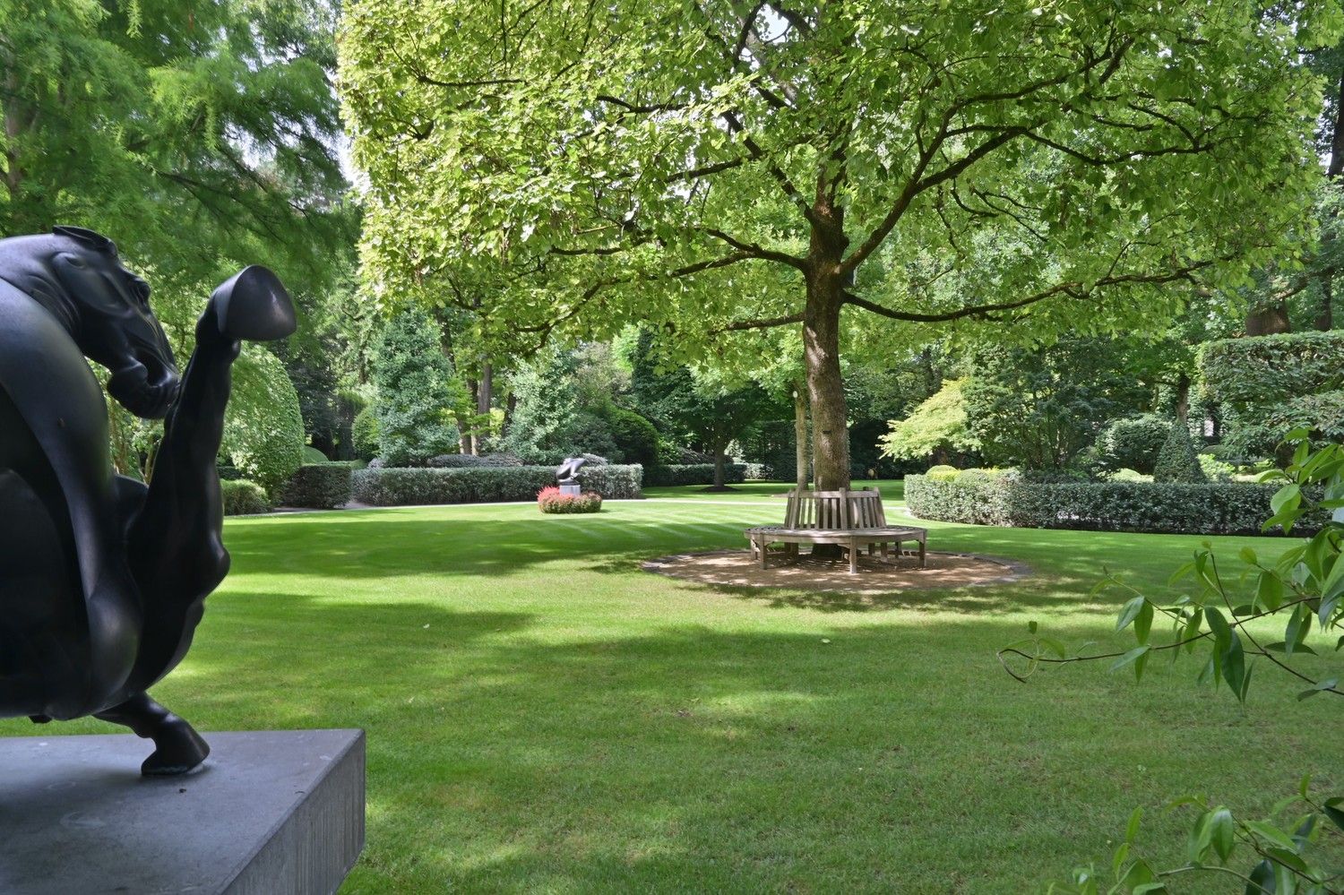 Exclusieve villa op 90a met binnenzwembad en majestueuze parktuin op toplocatie in Lanaken foto 15