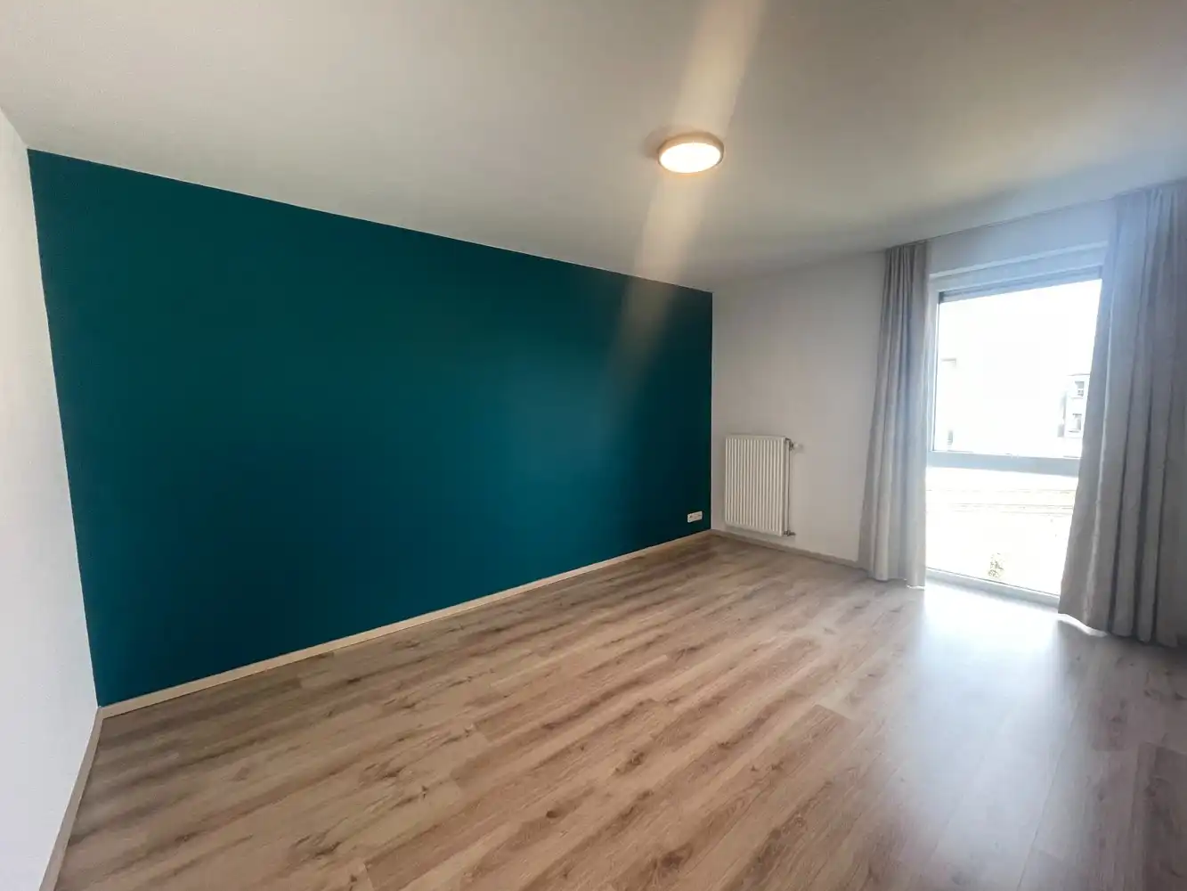 Appartement met terras en garage in het centrum van Moerbeke foto 11