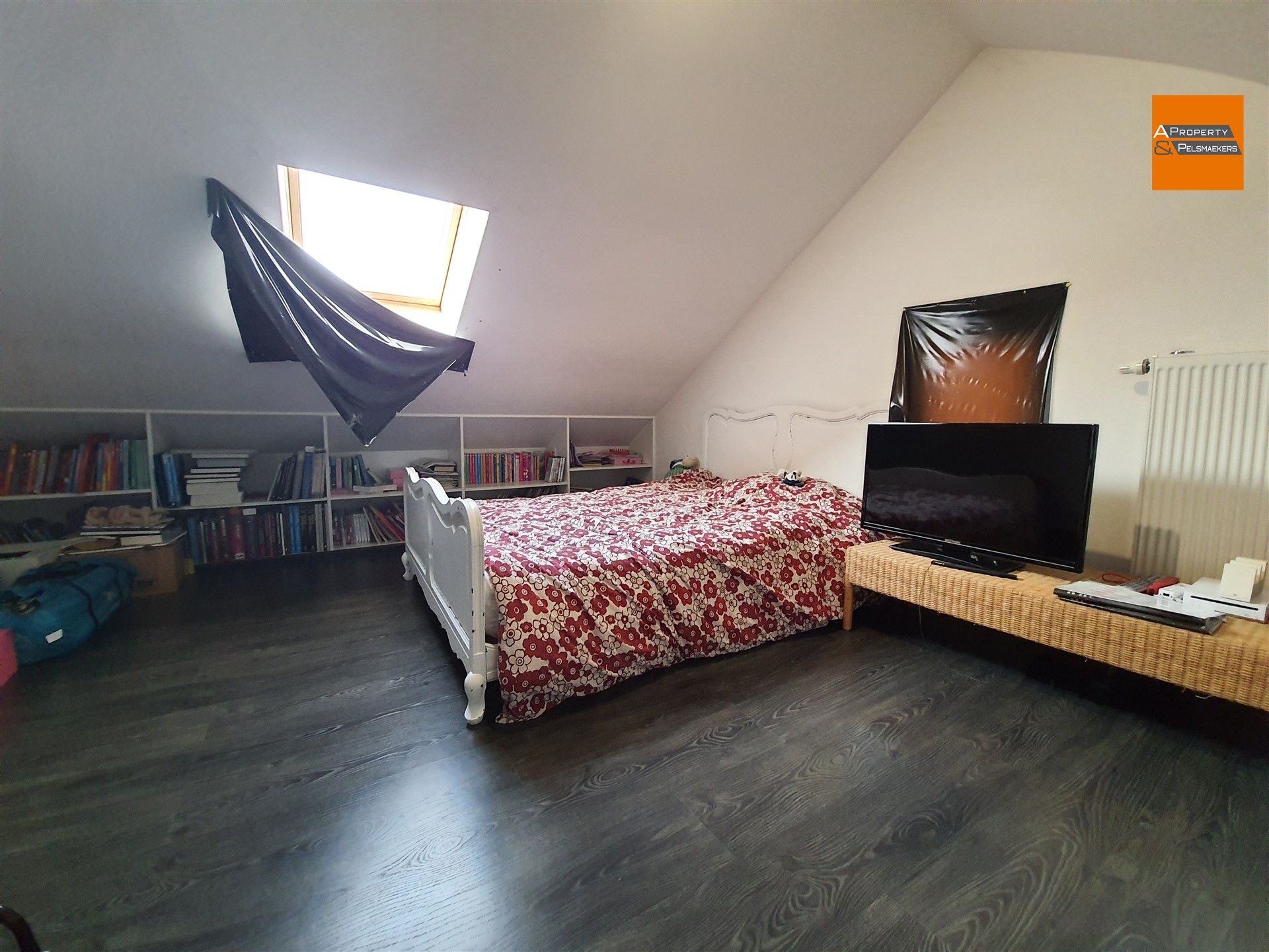 Gerenoveerde Villa met 6 slaapkamers foto 17