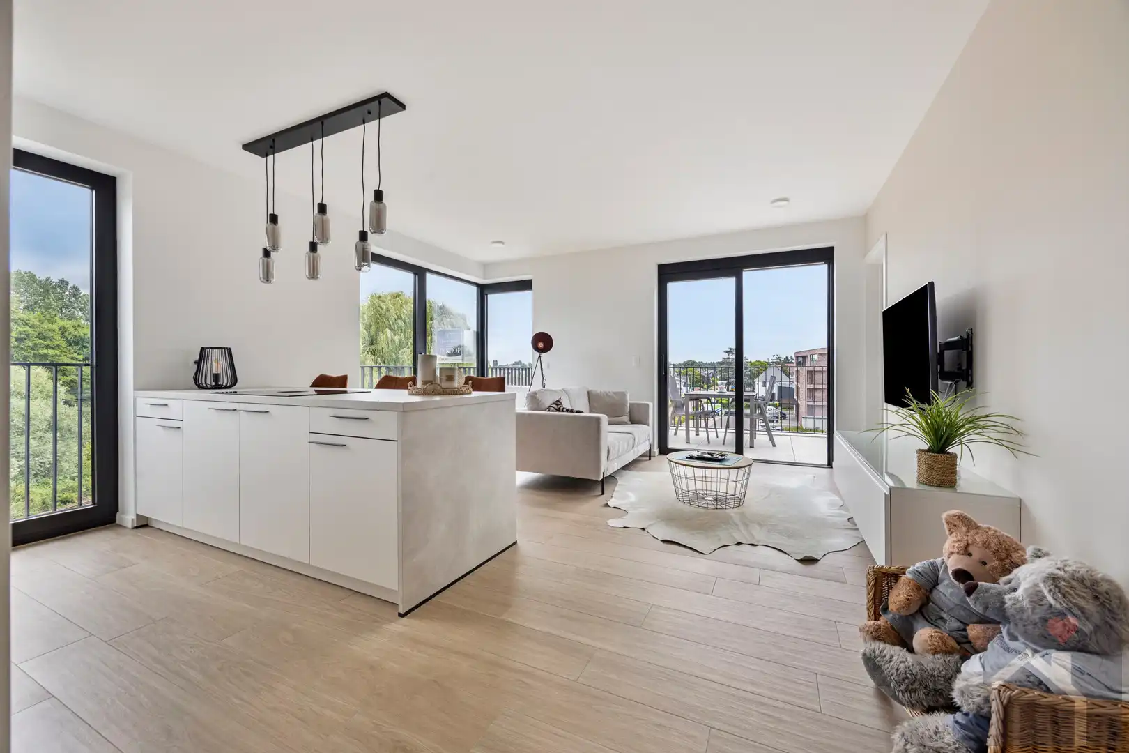 Luxe appartement op 3e verdieping met 2 slaapkamers, terras van 21 vierkantemeter en moderne afwerking in 2025! foto 3