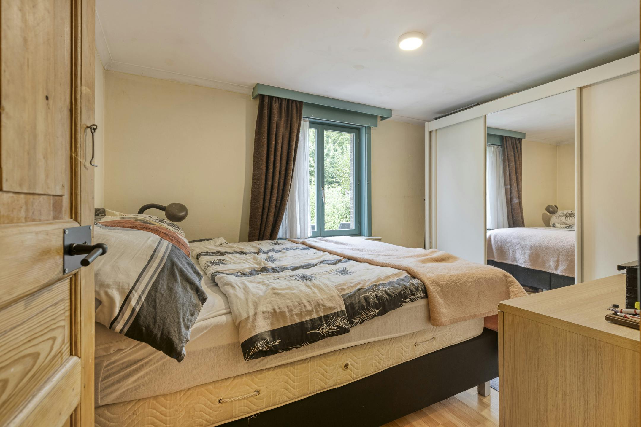 Te renoveren villa met 5 slpk en tuin in Marke foto 11