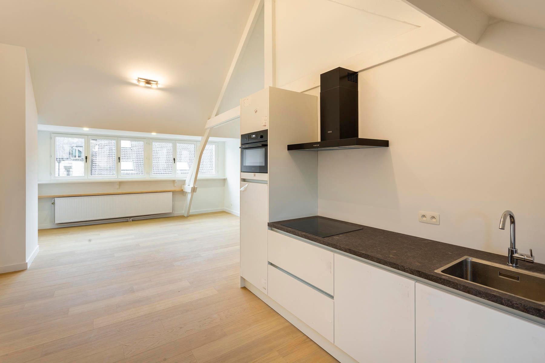 Centraal gelegen 1slpk appartement, Schuttershofstraat foto 4