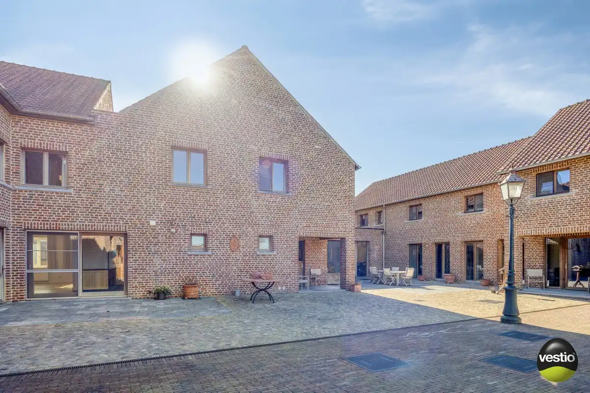 HOEVEWONING OP 64A59CA IN EEN LANDELIJKE OMGEVING. foto 3