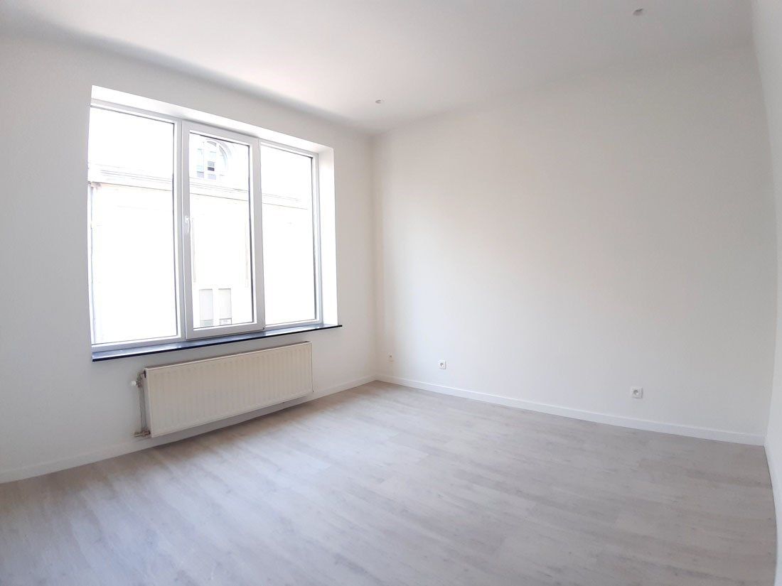 Mooi gerenoveerd appartement nabij het centrum van Hasselt foto 14