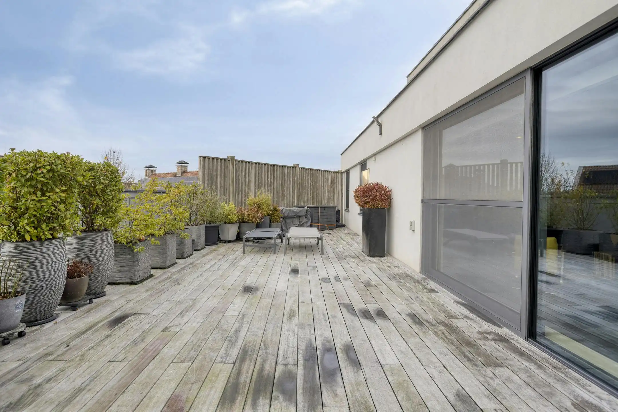 Appartement met 3 slaapkamers, garage en autostaanplaats te koop in Waarschoot foto 26