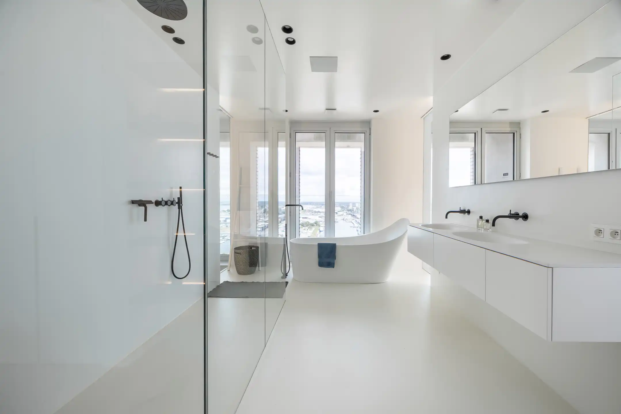Duplex-penthouse met zicht over de Antwerpse skyline foto 18