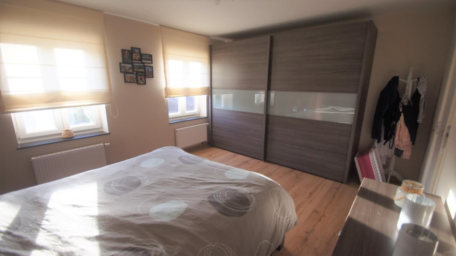 Prachtige recente rijwoning met 3 (à 4) slpks, zonnige tuin met terras en garage foto 10