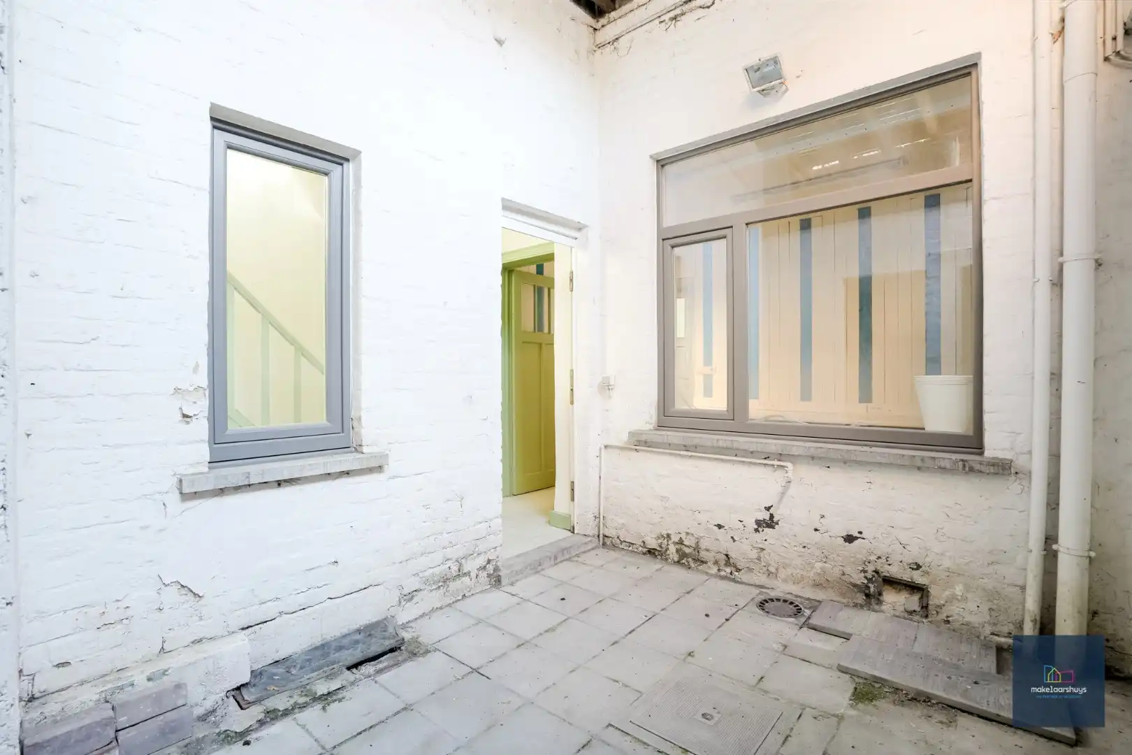 Karaktervolle eigendom met handelsruimte en renovatiepotentieel foto 21