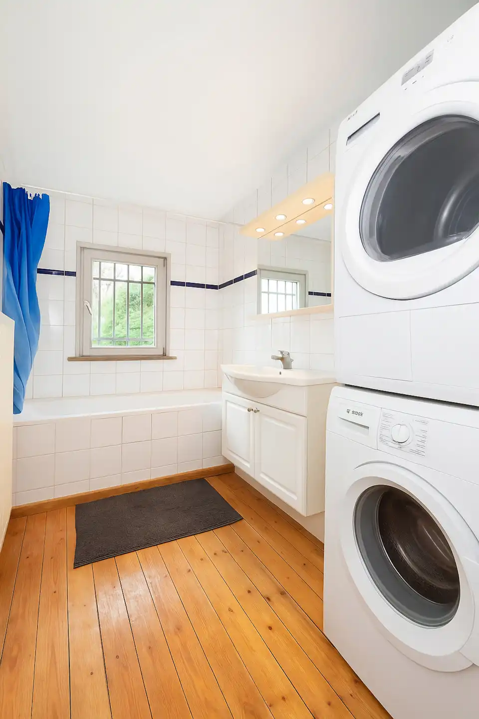 Huis met potentieel voor verkaveling van het terrein foto 14