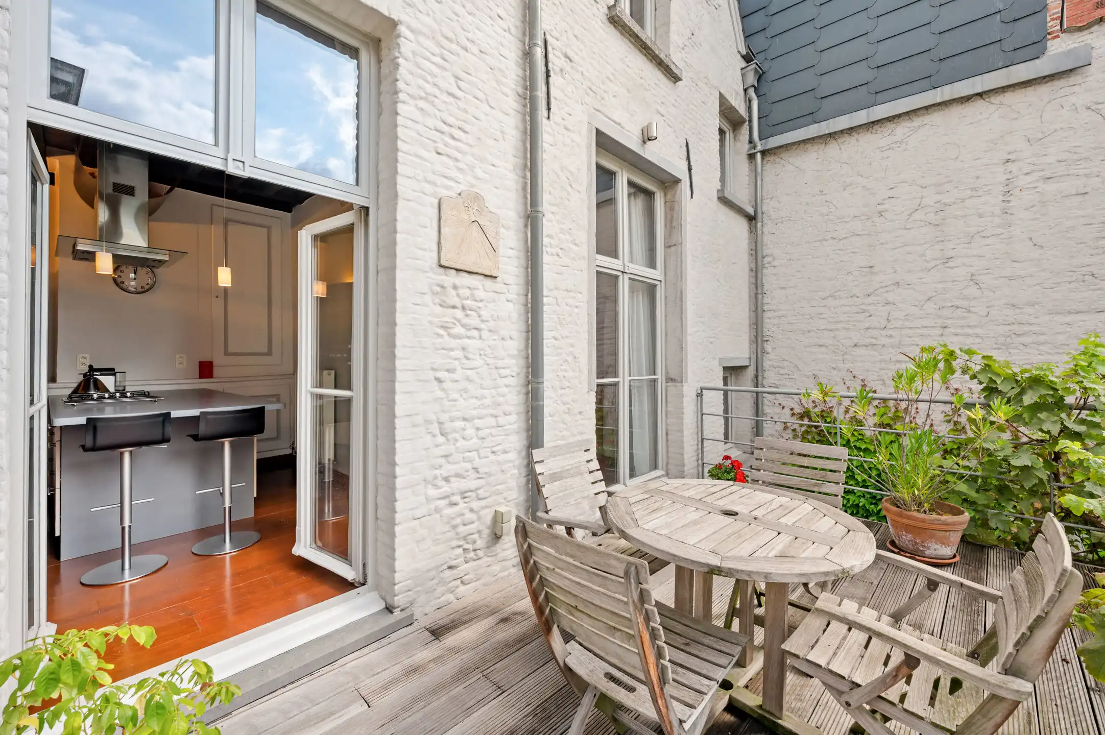 ANTWERPEN CENTRUM - Trapgevelhuis "De Rosenhoedt" met tuin foto 12