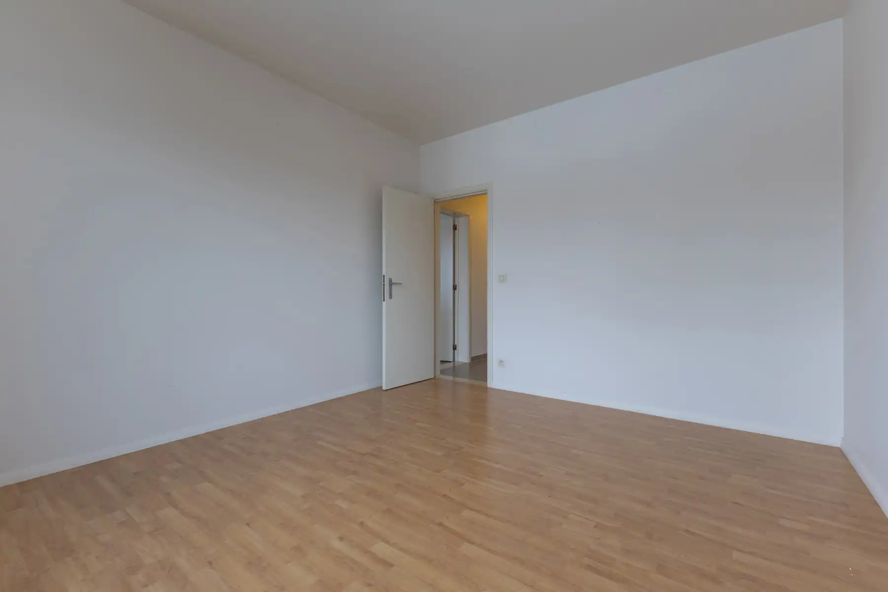 OPTIE Gunstig gelegen appartement met garage en 3 slaapkamers foto 19