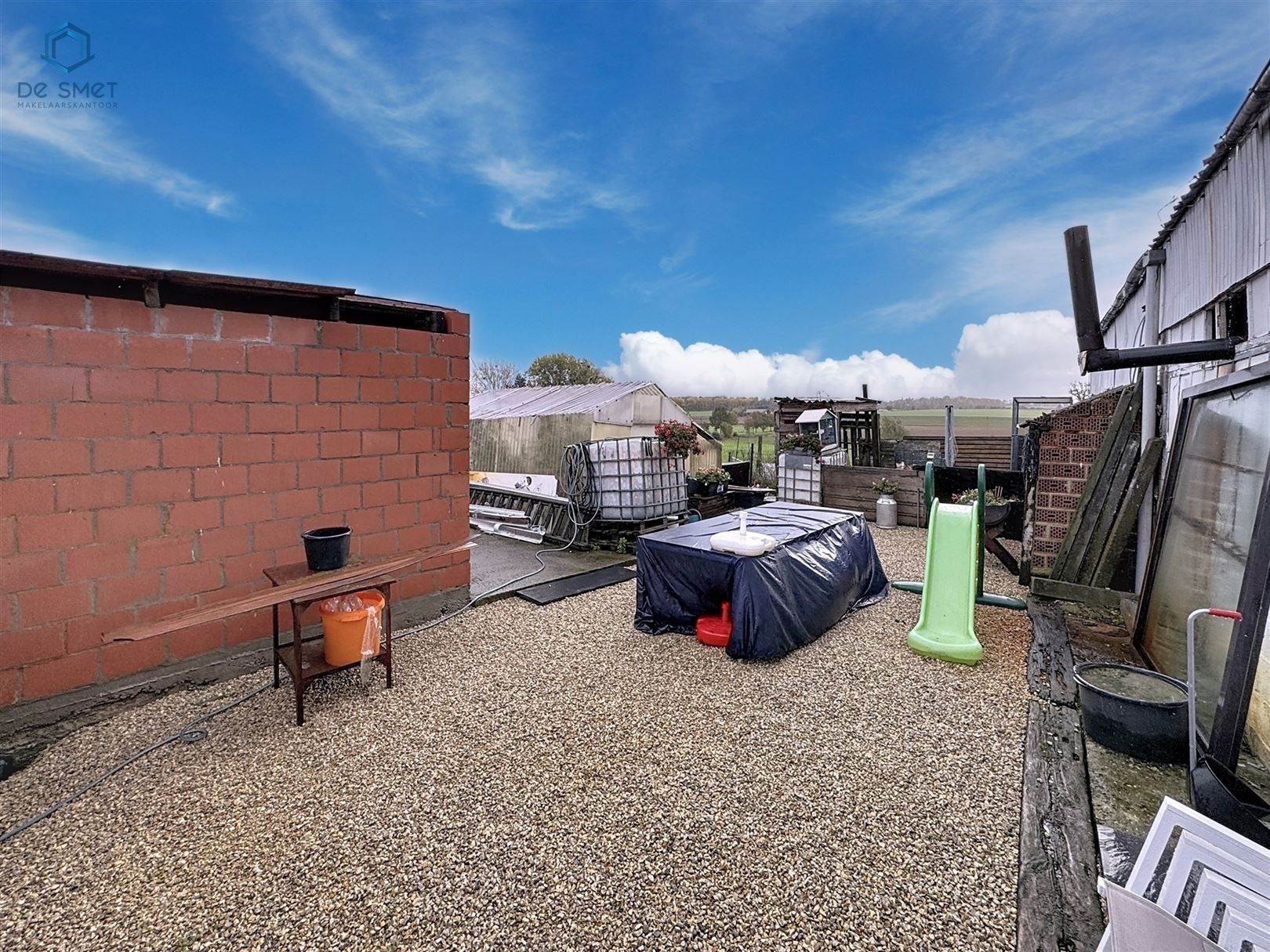 Rustige woning met handelsruimte/loods, 2 slaapkamers en dubbele garage in Beert foto 21