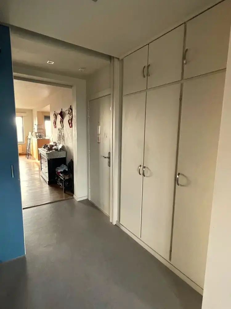 Gezellig en instapklaar appartement met loftgevoel, garagebox en prachtig uitzicht foto 8