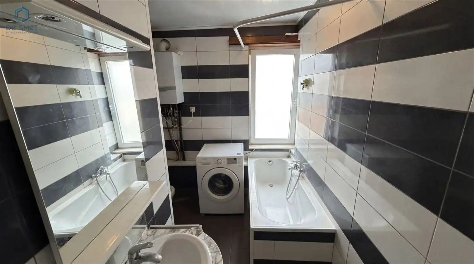 OPBRENGSTEIGENDOM MET HANDELSPAND EN APPARTEMENT  foto 16