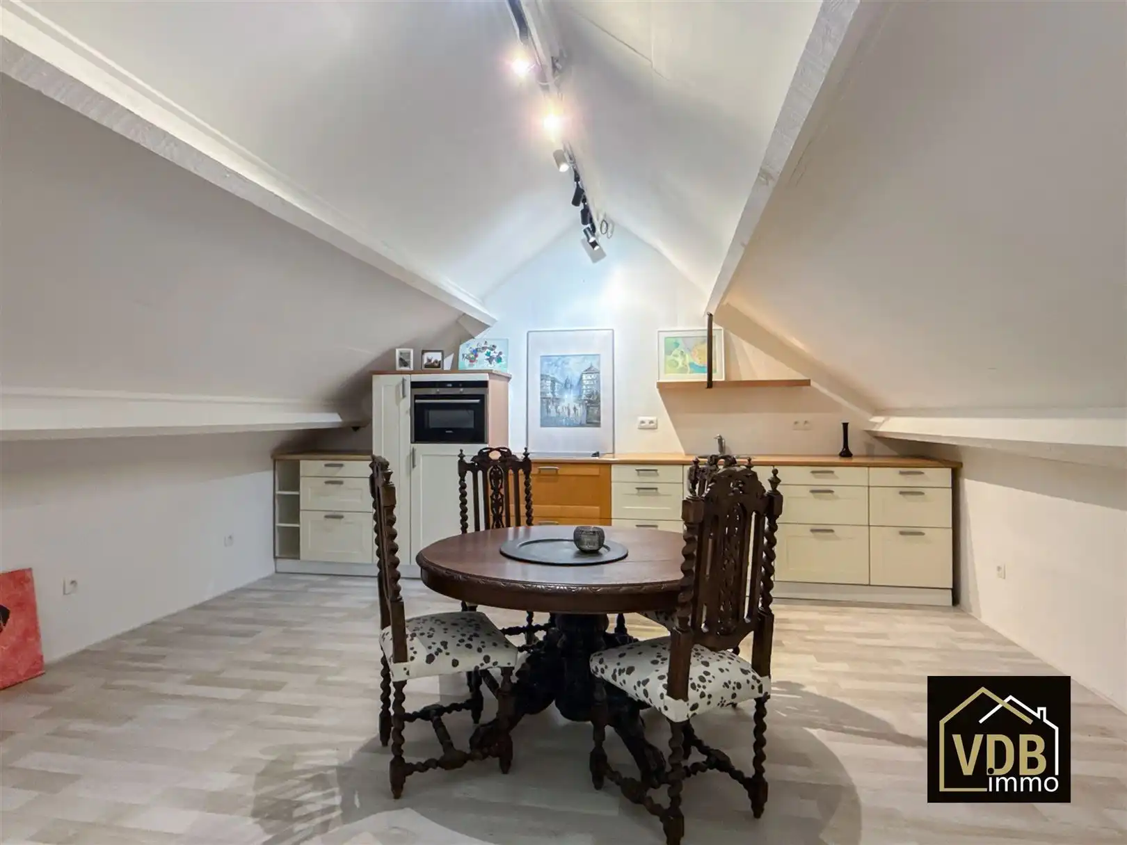 Charmante hoeve met paardenstal op 1,2 ha in absolute rust. foto 54