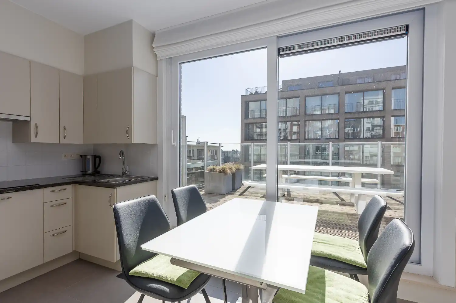 Dakappartement in perfecte staat met 2 riante terrassen! foto 10