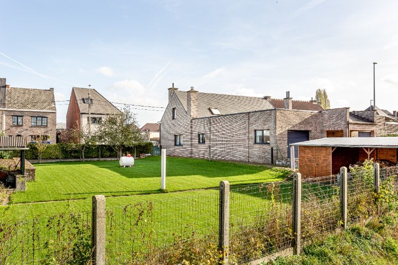 Ruime Instapklare woning 3 slaapkamers + bouwgrond OB (509m²)! foto 3