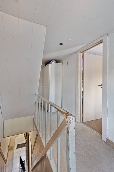 Op te knappen gezinswoning met mogelijkheid tot 4 slaapkamers TE KOOP in Oostrozebeke! foto 7