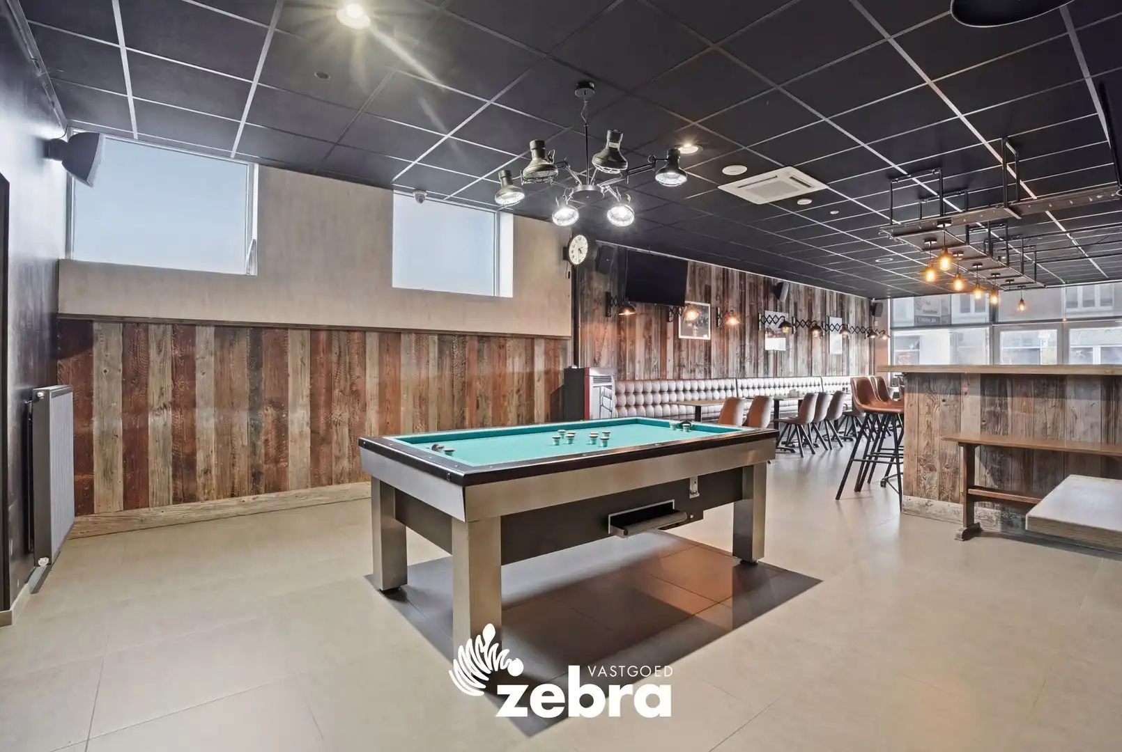 Handelspand met unieke woonst in centrum Pittem! foto 6