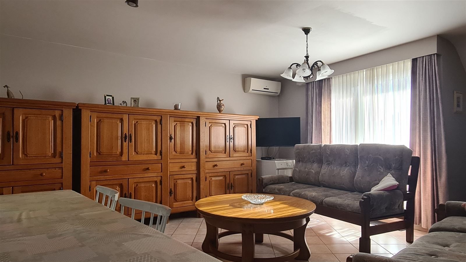 gezellig tweeslaapkamerappartement in centrum Munsterbilzen foto 3