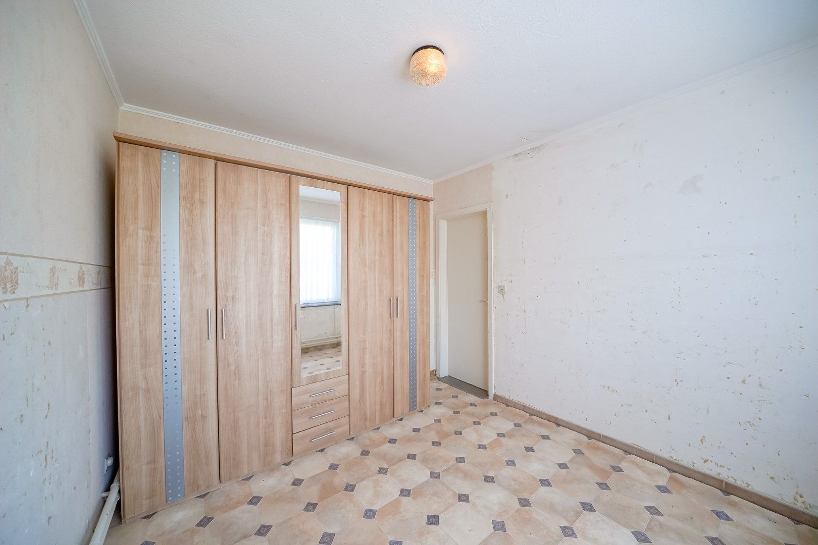 Ruime halfopen bebouwing te koop in Oudenburg - Mandelwijk foto 14