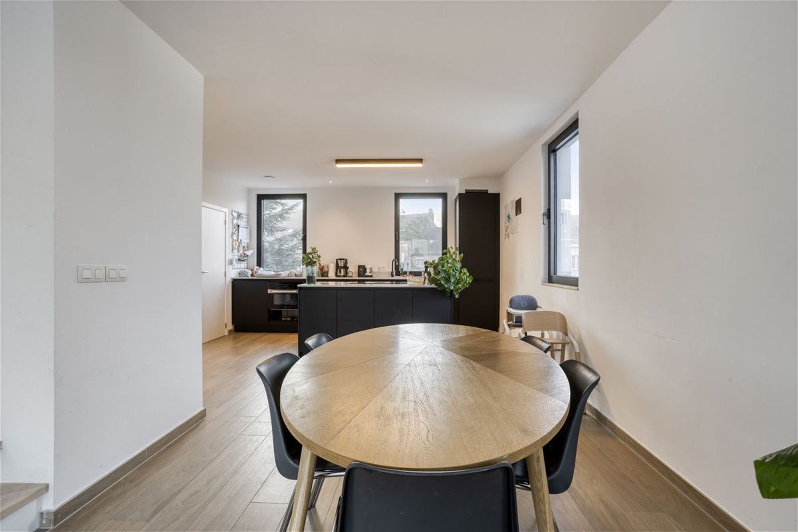 Duplex appartement met 3 slaapkamers + 2 badkamers en ruim terras  foto 3