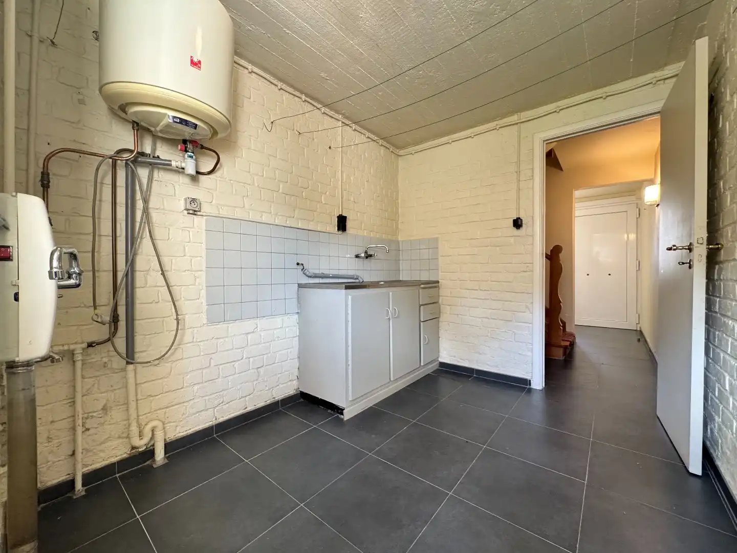 een woonhuis met tuin foto 9