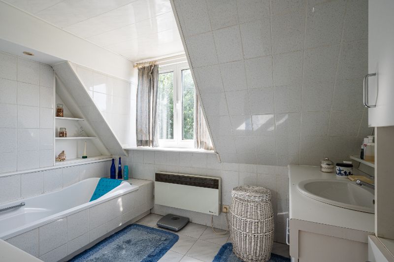 Goed onderhouden woning met zonnig terras en leuke tuin foto 21