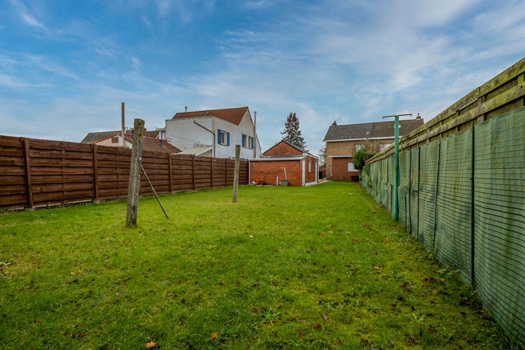 Halfopen bebouwing met 3 slpks, tuin en garage in Evergem foto 3